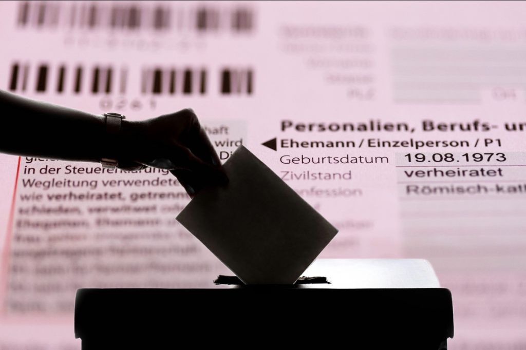 Individualbesteuerung kommt durch Volks- und Kantonsreferendum an die Urne