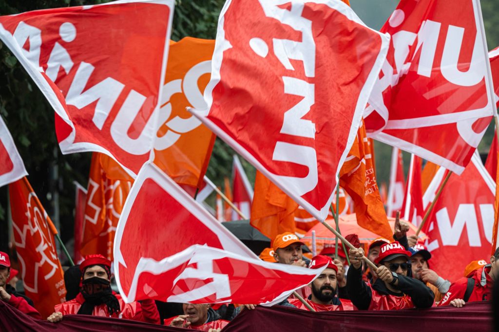 Unia-Delegierte feiern an Kongress Gewerkschaftsjubiläum