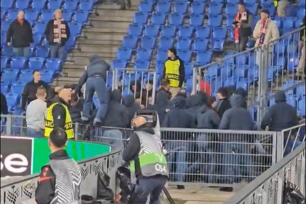 «Verängstigte Kinder und Familien»: FCB entschuldigt sich für Krawalle