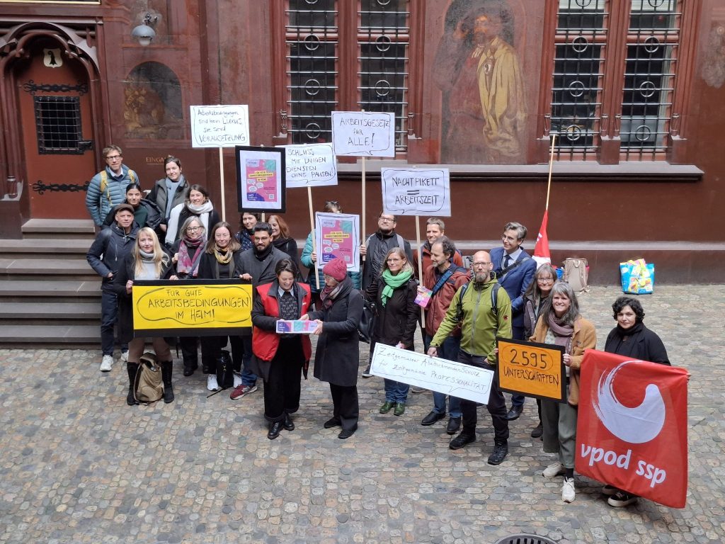 Petition fordert bessere Arbeitsbedingungen für Heimmitarbeitende in beiden Basel