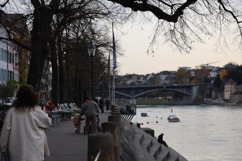 «Aprilwetter» im November: So erleben die Basler die warmen Tage
