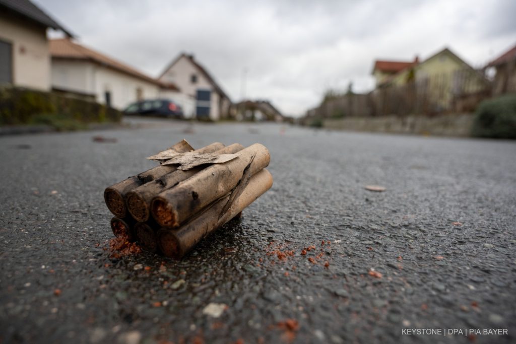 Nur laute Böller ohne Lichteffekte sollen verboten werden