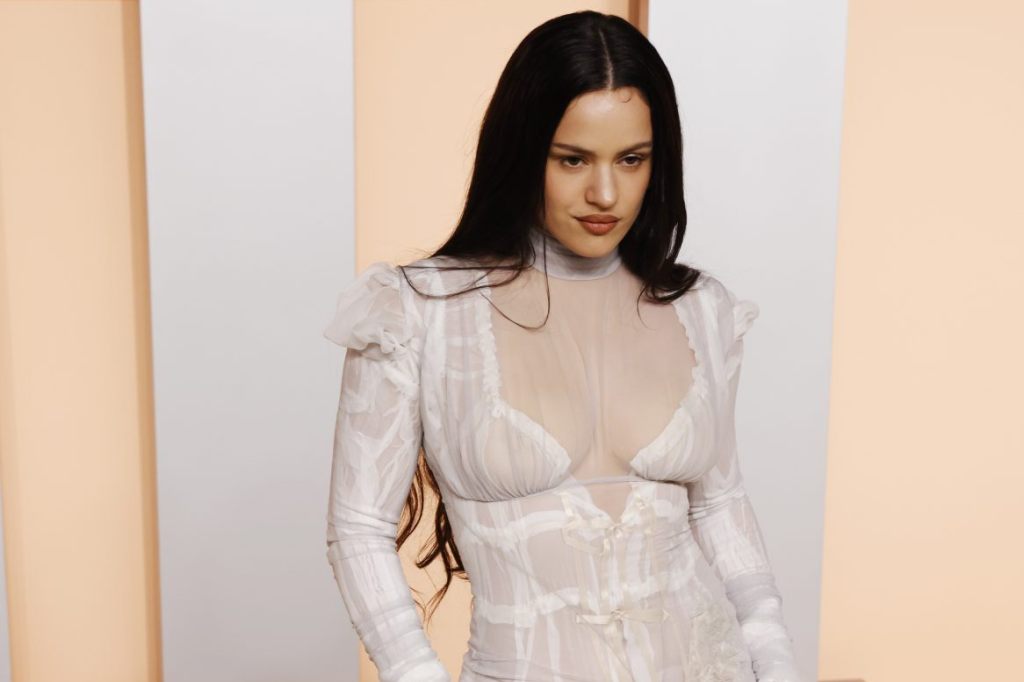 Keine leichte Kost: Rosalía stellt Album in Barcelona vor