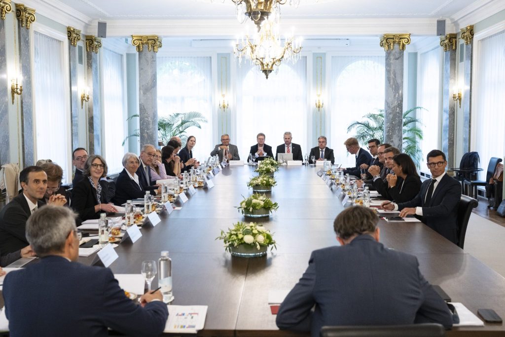 Von Freude bis Skepsis: So reagiert die Politik auf das Verhandlungsergebnis