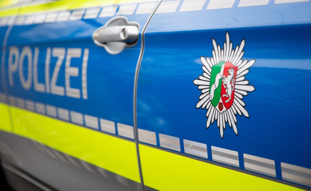 Polizei verletzt Zwölfjährige in Deutschland lebensgefährlich