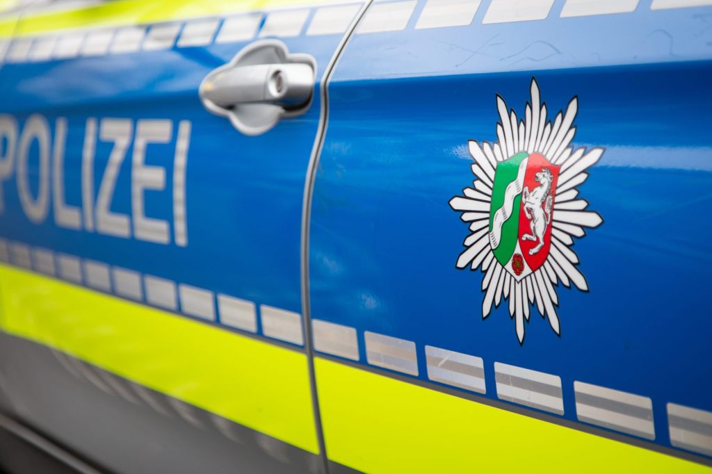 Polizei verletzt Zwölfjährige in Deutschland lebensgefährlich