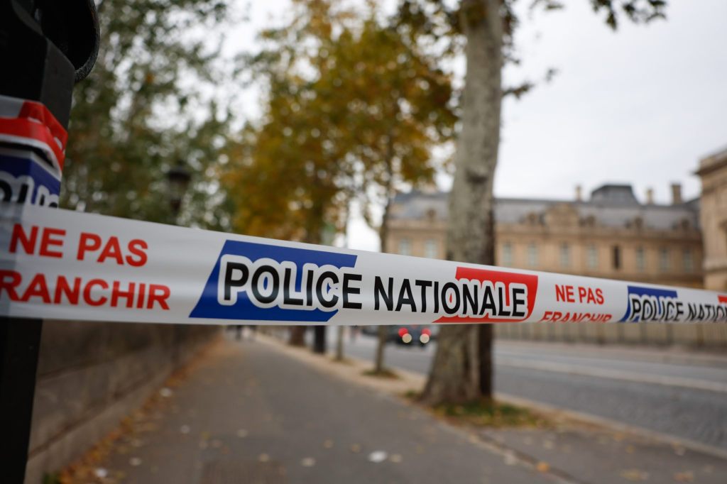 Alle Hauptverdächtigen nach Louvre-Raub hinter Gittern