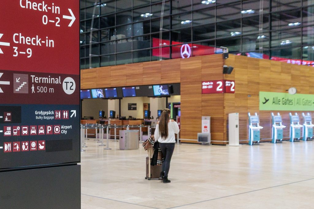 Flughafen Berlin Brandenburg wegen Drohnensichtung für zwei Stunden gesperrt