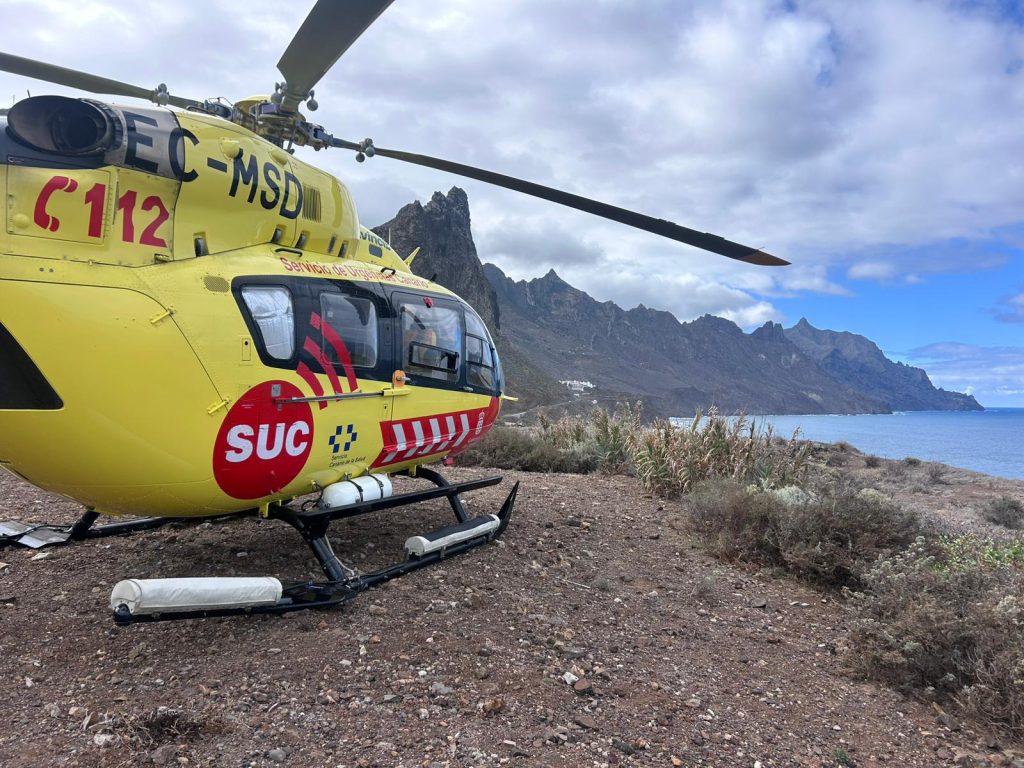 Eine Tote und 15 Verletzte durch Riesenwellen auf Teneriffa