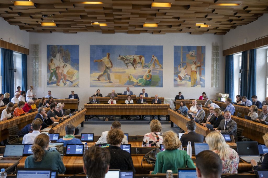 Landrat will Notunterkunft für Mädchen und junge Frauen