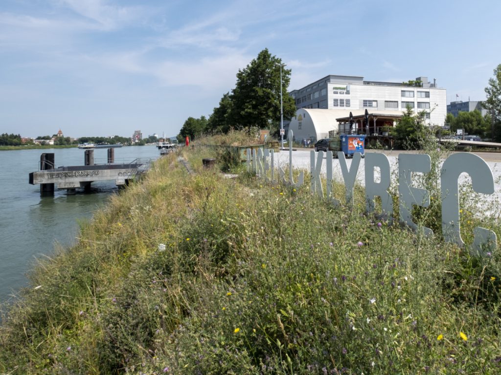 Studie für neue Rheinbrücke von Basel nach Hüningen geplant