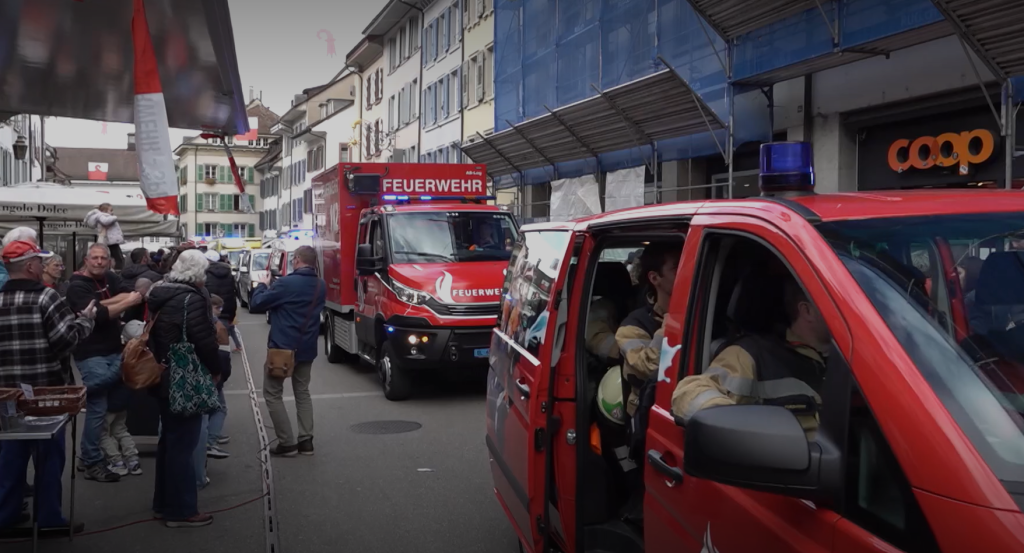 Grosser Umzug durchs Stedtli: Liestals Rettungsdienste beziehen neue Wache