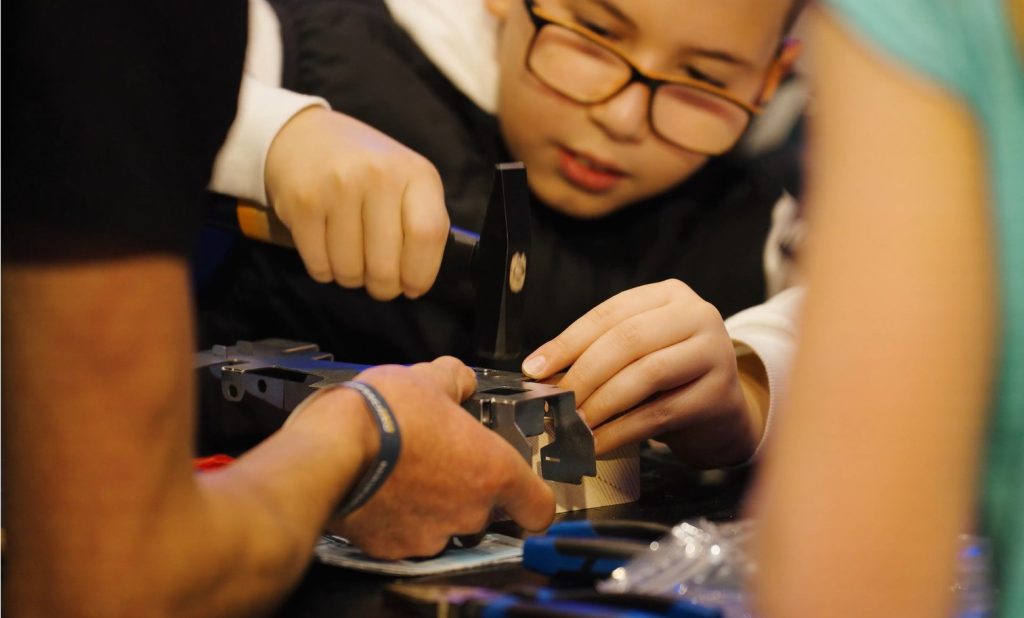 Berufsmesse in der St. Jakobshalle gestartet