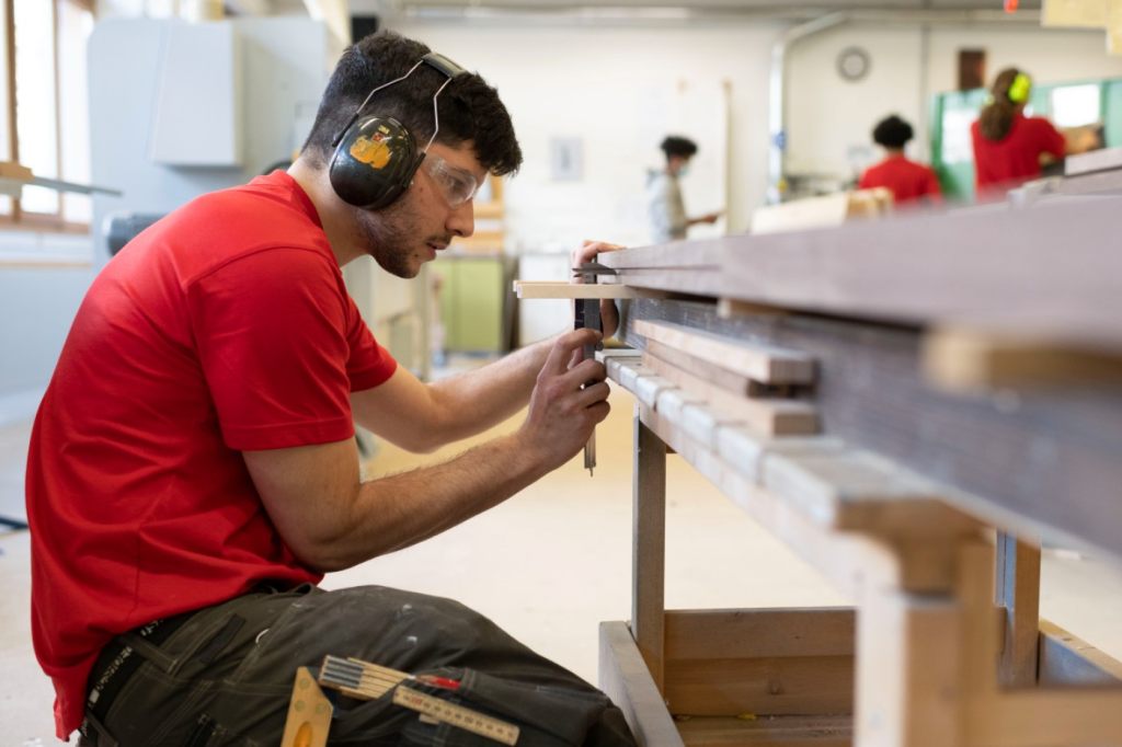Grosser Rat sagt Nein zum Mindestlohn für Lernende