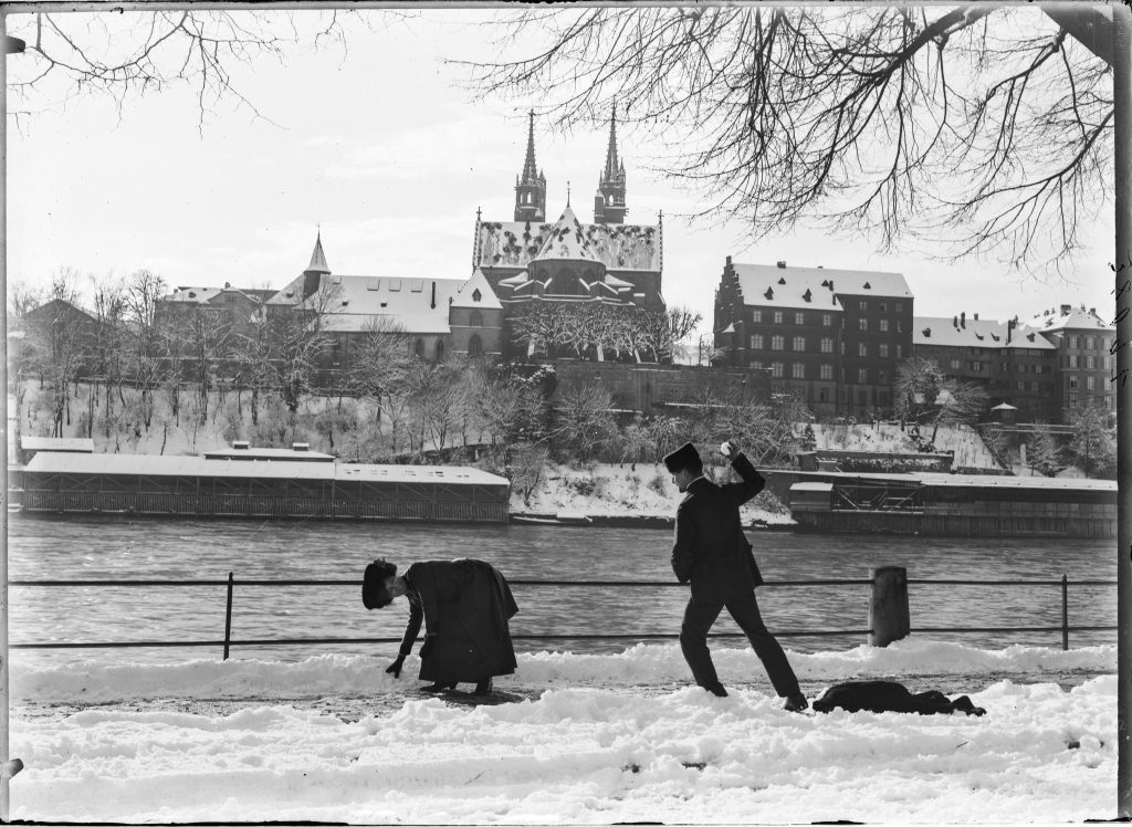 Mittelalterlicher Siegelstempel im Rhein gefunden