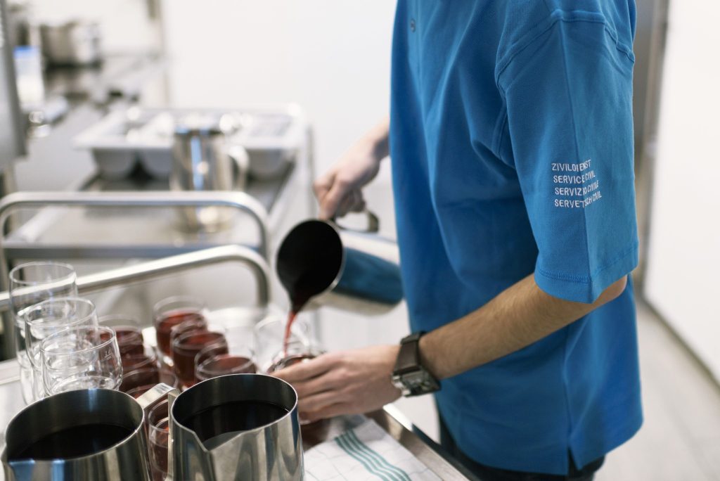 Erschwerter Zugang zum Zivildienst hätte für Basler Sozialbetriebe drastische Folgen