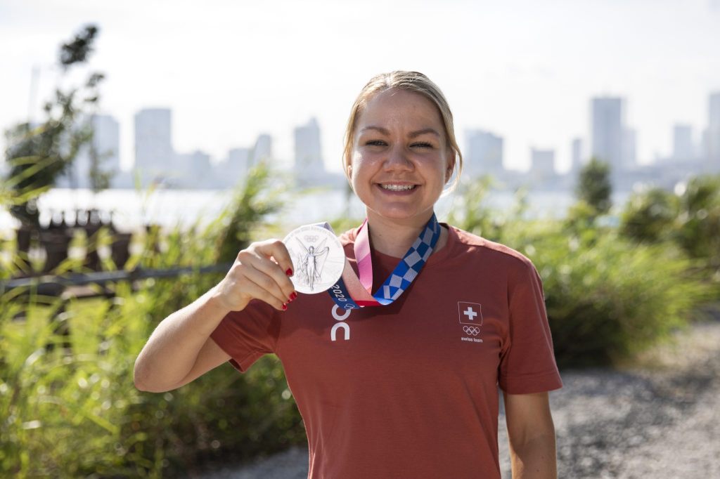 Olympia-Silbermedaillengewinnerin Sina Frei erfolgreich operiert