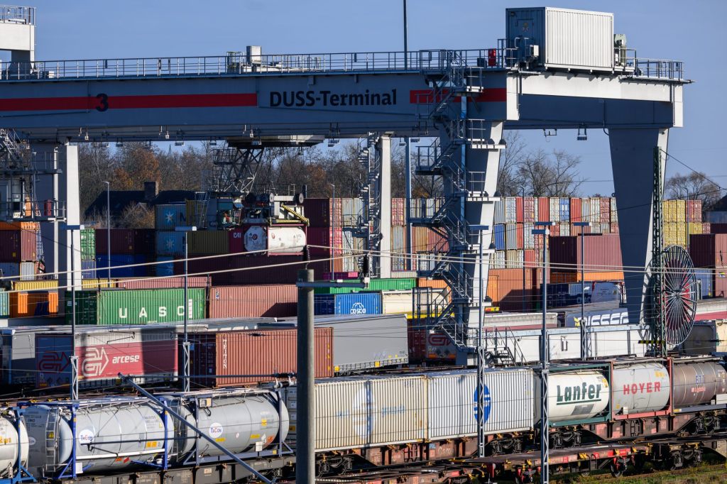 EU will Handelsregeln zum Schutz von Menschenrechten abschwächen