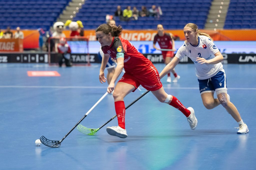 Das Schweizer Unihockey-Team gewinnt 14:1 gegen die Slowakei