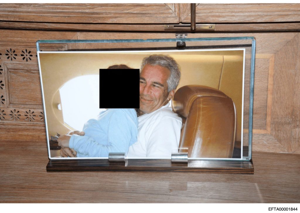 US-Justizministerium veröffentlicht erste Epstein-Akten: Das sind die Bilder