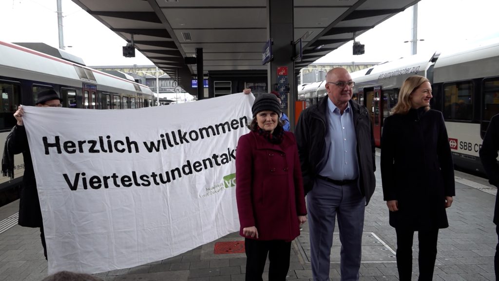 «Basel hat eine echte S-Bahn bekommen»: Der Viertelstundentakt nach Liestal begeistert