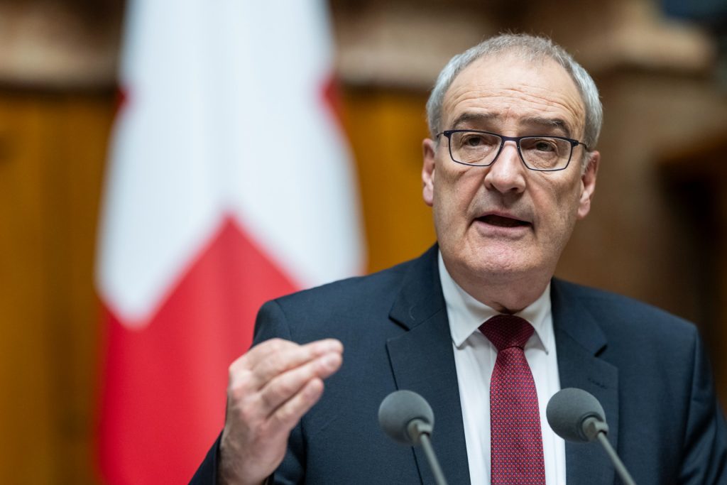 Guy Parmelin zum Bundespräsidenten für 2026 gewählt