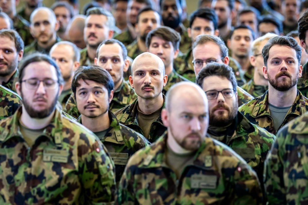 Wehrpflicht-Regeln für Doppelbürger sollen verschärft werden