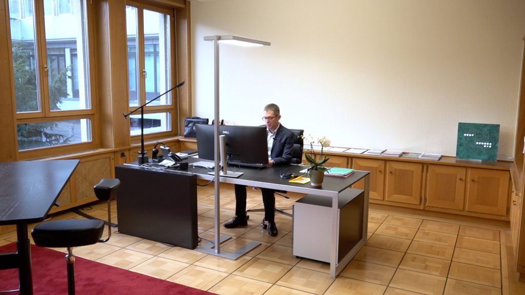 Markus Eigenmanns erster Arbeitstag – und eine besondere Uhr