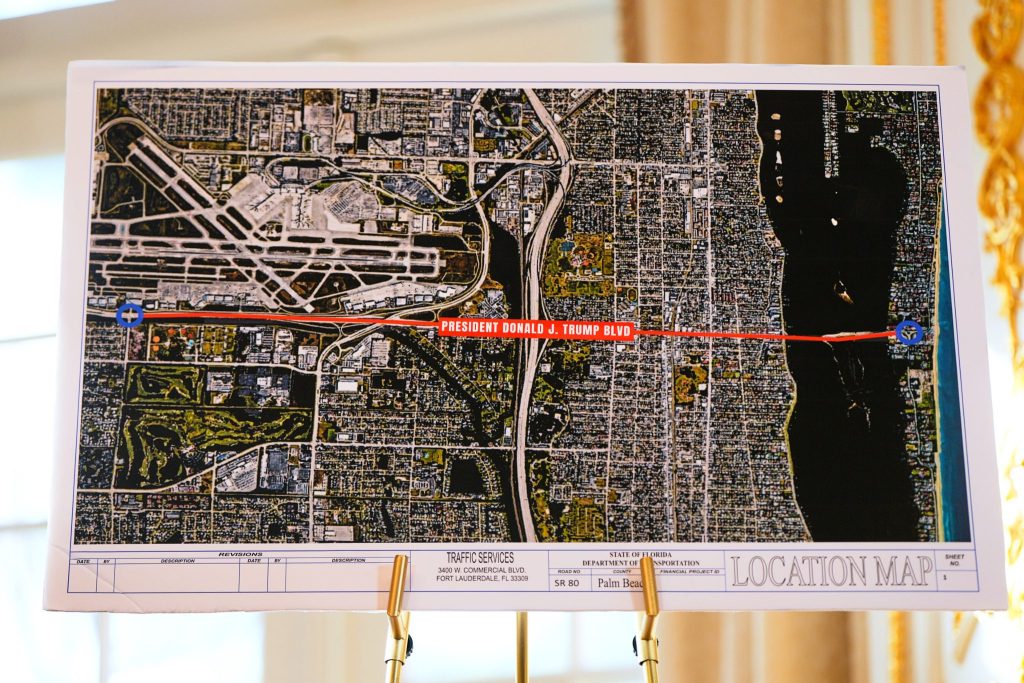 Boulevard zu Trumps Privatanwesen in Florida nach ihm benannt