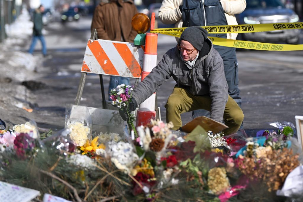 FBI und Ministerium ermitteln zu Minneapolis