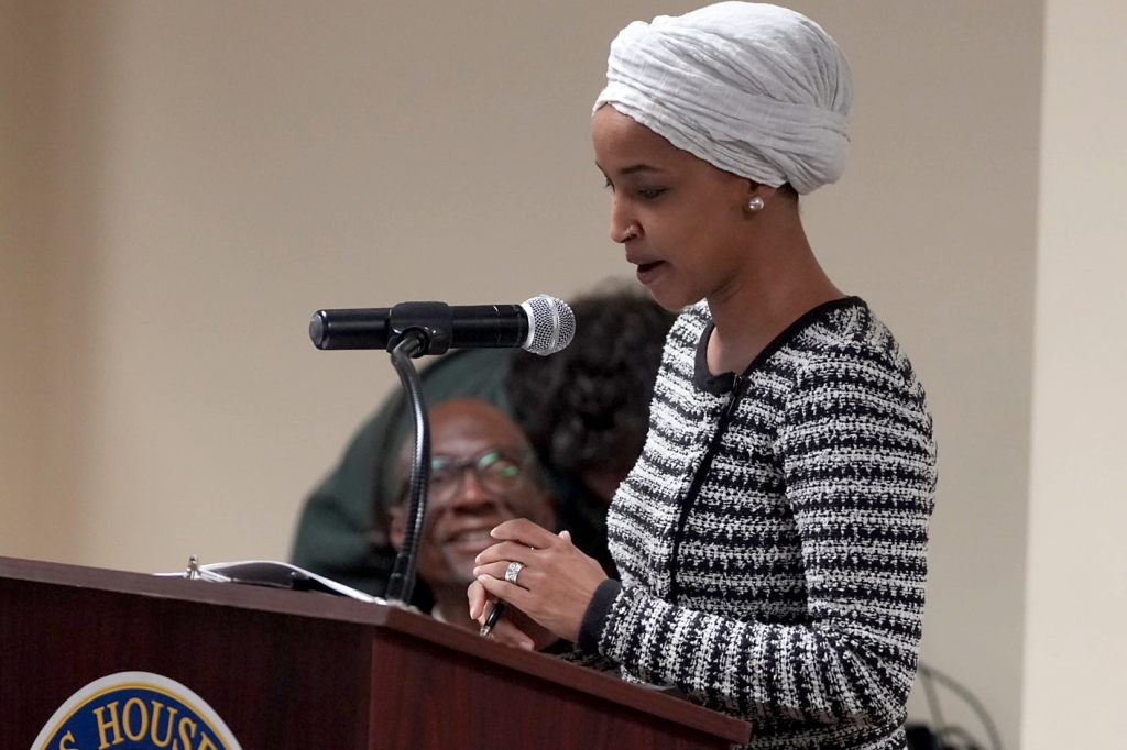 US-Abgeordnete Omar bei Auftritt in Minneapolis angegriffen