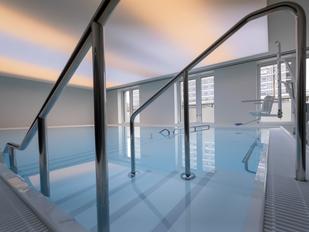 Basel-Stadt soll Therapiebad bewahren und Quartierarbeit fördern