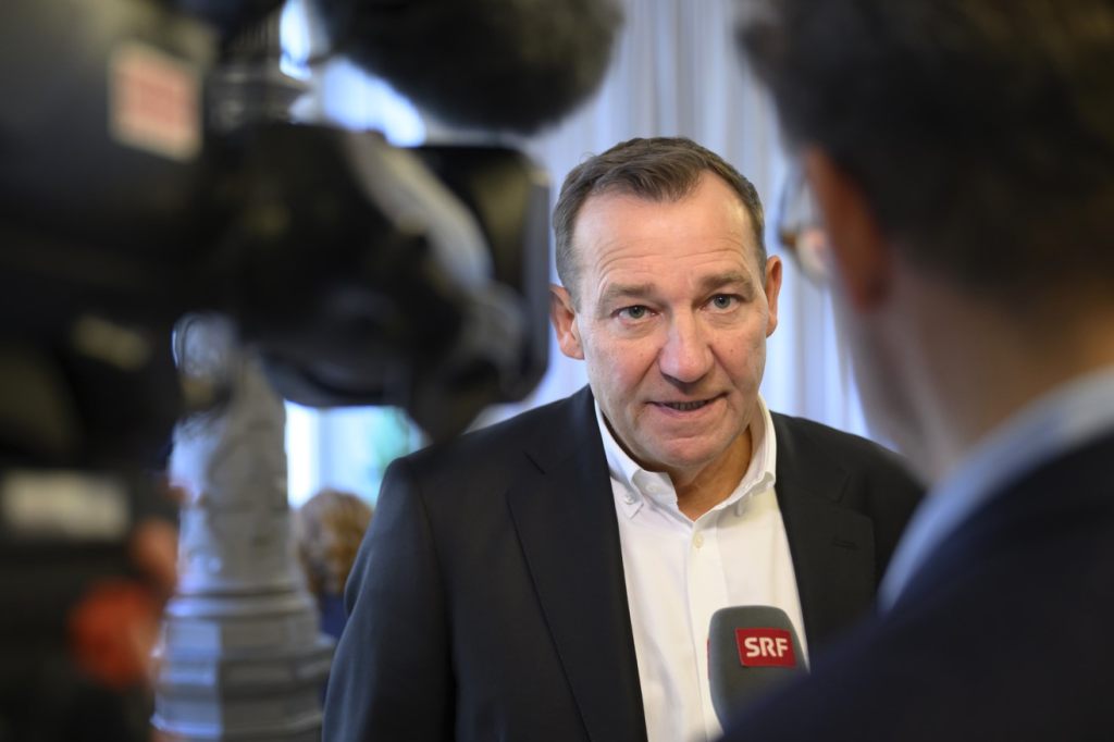 Befürworter der Halbierungs-Initiative fordern finanzielle Entlastung