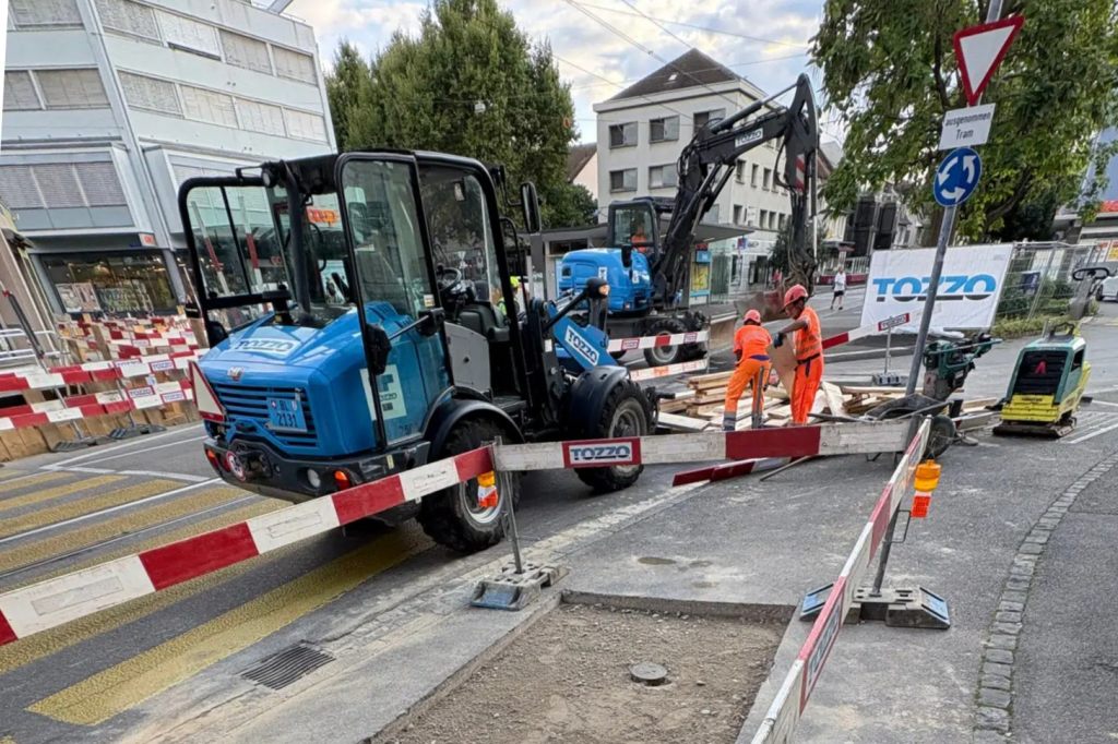 Tramersatz auf der Linie 8 aufgrund von Umbauarbeiten am Neuweilerplatz