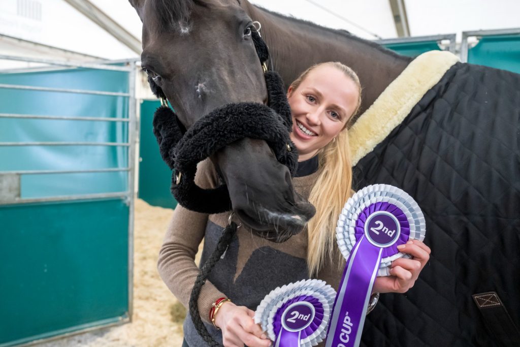 Vogel siegt beim Weltcupspringen - Rogerson gelingt Bestmarke