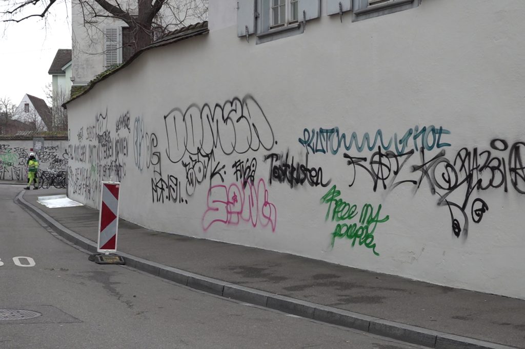 Seit Silvester: Schmierereien verschandeln den Lindenberg