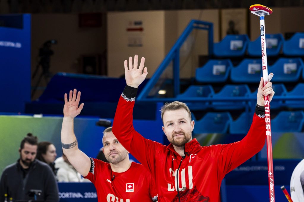 Schweizer Curler mit achtem Sieg im achten Spiel