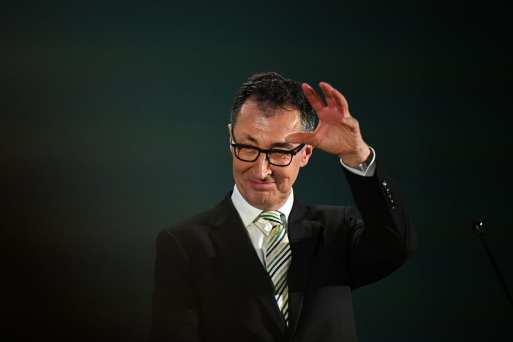 Özdemir führt Grüne zu Wahlsieg in Baden-Württemberg