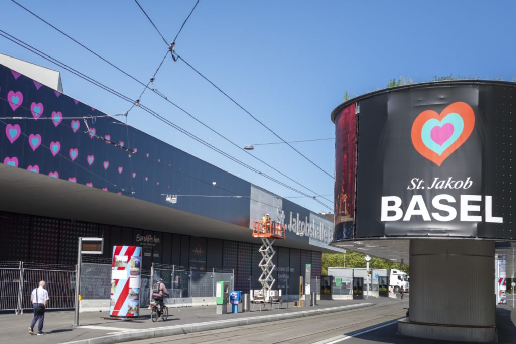 Parlament bewilligt LED-Bildschirme bei der Basler St. Jakobshalle