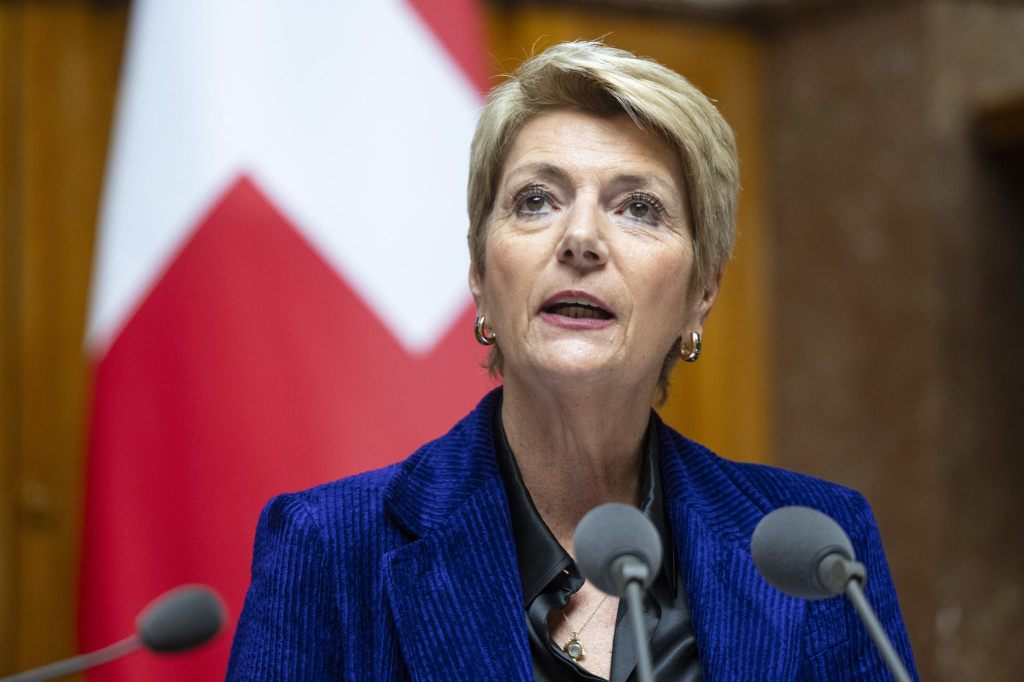 Keller-Sutter verteidigt Anzeige wegen Beschimpfung