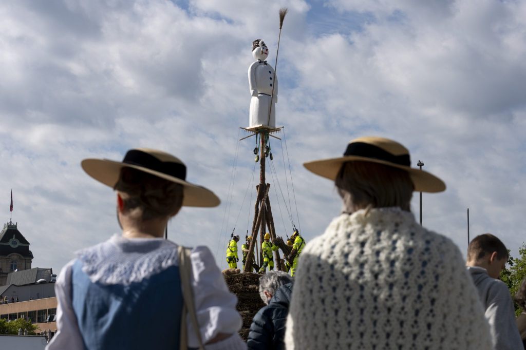 Böögg explodiert nach 12 Minuten