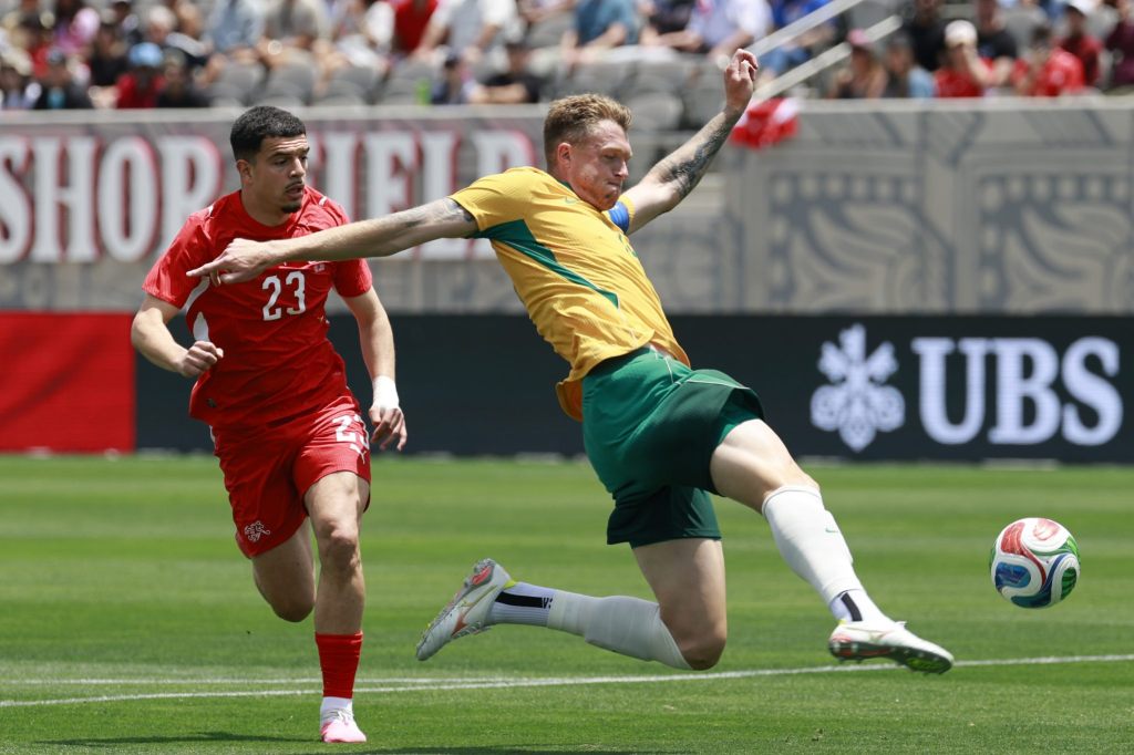 Schweiz und Australien trennen sich unentschieden